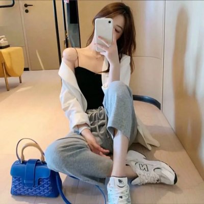 彩色房间 海报